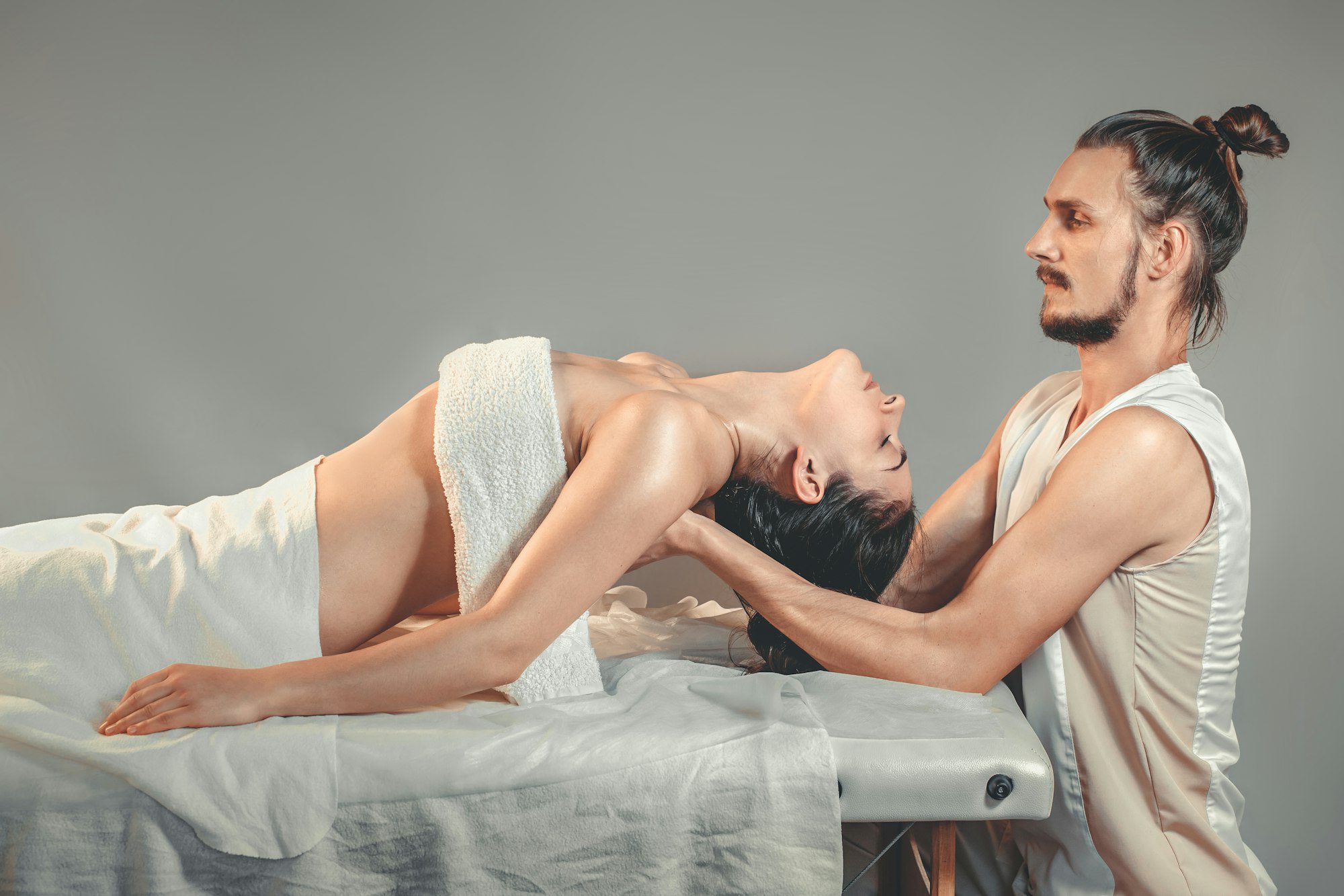 Spa In Aerocity - Russian Spa In Aerocity -Russian Spa In Mahipalpur massage stretching therapy 1 1